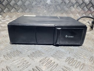 CD-чейнджер Audi A6 4B/C5 2000, 2.5 л., дизель, МКПП, универсал, 4B0035111