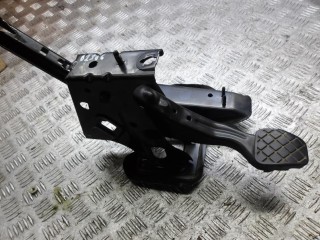 педаль тормоза Skoda Octavia 1 поколение [рестайлинг] 2001, 1.4 л., бензин, МКПП, хетчбэк 5 дв., 1J1721058BA