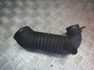патрубок воздушного фильтра Volkswagen Passat B5 2001, 1.9 л., дизель, МКПП, универсал, 8D0129615J