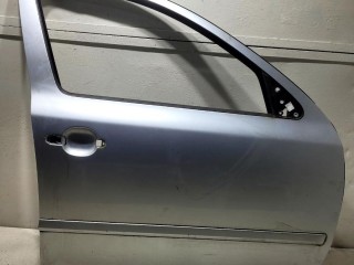 дверь передняя правая Skoda Octavia 2 поколение (A5) [рестайлинг] 2012, 2.0 л., CFHC, дизель, МКПП, серебристый, хетчбэк 5 дв.