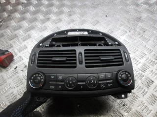блок управления печки / климат-контроля Mercedes-Benz E-Класс W211/S211 2003, 2.7 л., дизель, АКПП, седан, 2118300385