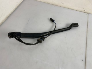 щеткодержатель (поводок стеклоочистителя, дворник) Mercedes-Benz S-Класс W222 [рестайлинг] 2018, 2.9 л., OM 656.929, дизель, АКПП, седан, задний привод, правый руль, A2228200644