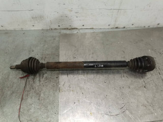 полуось передняя правая (приводной вал, ШРУС) Volkswagen Golf 4 поколение 1999, 1.4 л., бензин, 5МКПП, универсал