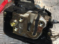 замок двери передней правой Mazda 2 1 поколение 2003, 1.4 л., F6JB, дизель, хетчбэк 5 дв. - фото №4
