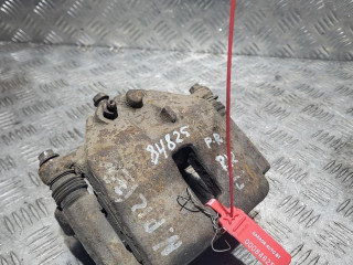 суппорт передний правый Nissan Primera P12 2003, 2.2 л., дизель, 5МКПП, седан