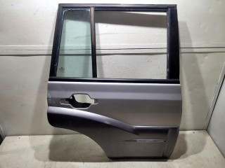 дверь задняя правая Hyundai Terracan 1 поколение [рестайлинг] 2006, 2.9 л., дизель, МКПП, серебристый, внедорожник 5 дв.