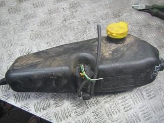 бачок омывателя Dacia Logan 2 поколение 2013, 0.9 л., бензин, МКПП, универсал, 289109345R