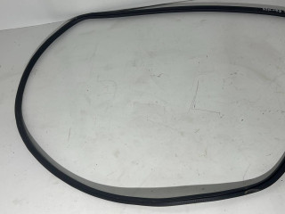 уплотнитель двери Chevrolet Equinox 3 поколение 2020, 1.5 л., бензин, АКПП, внедорожник 5 дв.