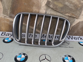 решетка радиатора BMW X3 F25 2011, 3.0 л., N52 B30, бензин, 7210725, 7237421