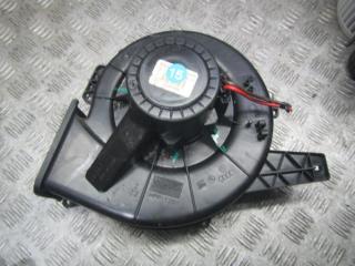 моторчик печки Volkswagen Polo 4 поколение [рестайлинг] 2009, 1.4 л., бензин, МКПП, хетчбэк 5 дв., 6Q1819015J