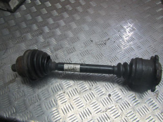 полуось передняя правая (приводной вал, ШРУС) Volkswagen Passat B5 1998, 8D0407272EA