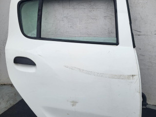 дверь задняя правая Renault Sandero Stepway 2 поколение 2013, 1.6 л., бензин, 5МКПП, хетчбэк 5 дв.