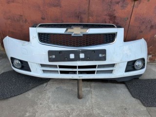 бампер передний Chevrolet Cruze 1 поколение 2011, 95991353, 95213170