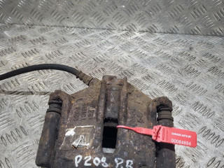 суппорт передний правый Peugeot 208 1 поколение 2013, 1.4 л., дизель, 5МКПП, хетчбэк 5 дв.