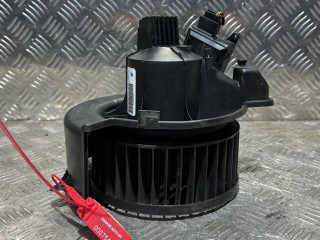 моторчик печки Opel Zafira 2 поколение (B) 2007, 1.6 л., бензин, 6МКПП, минивэн