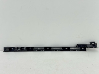 Кронштейн крепления порога Porsche 2022, 2.9 л., бензин, АКПП, внедорожник 5 дв., 95B853557B