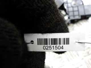 замок двери передней правой Ford Focus 1 поколение [рестайлинг] 2005, 1.6 л., дизель, МКПП, универсал, 3M5AR21812AJ