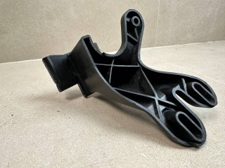 кронштейн (крепление) Jeep 2021, 2.0 л., бензин, АКПП, серебристый, внедорожник 5 дв., полный привод, правый руль, 68367996AA