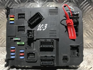 блок комфорта Citroen C3 1 поколение 2004, 1.4 л., KFV (TU3JP), бензин, 5МКПП, бордо, хетчбэк 5 дв., 9652474380, F01-00, S118085300