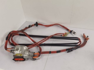 Сплиттер с проводами высоковольтными Tesla Model X 1 поколение 2018, L1S, АКПП, хетчбэк 5 дв., полный привод, 1095000-00-F