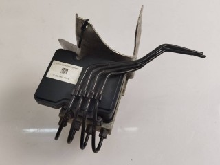 блок ABS Tesla Model X 1 поколение 2018, L1S, АКПП, хетчбэк 5 дв., полный привод, 1037797-00-D