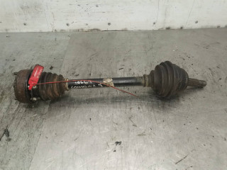 полуось передняя левая (приводной вал, ШРУС) Volkswagen Caddy 2 поколение 1999, 1.9 л., SDi, дизель, 5МКПП, фургон