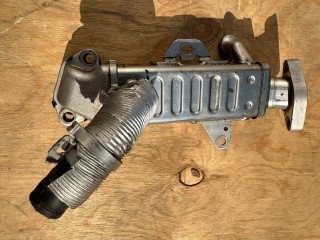 охладитель EGR / Радиатор EGR Alfa Romeo 2017, 2.0 л., бензин, АКПП, серый, полный привод, 500518360