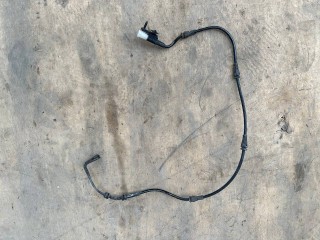 датчик износа тормозных колодок передний Land Rover Range Rover Evoque L551 2020, 2.0 л., бензин, АКПП, белый, внедорожник 5 дв., полный привод, правый руль, HK7210K845AA