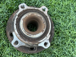 ступица передняя правая Maserati Quattroporte 6 поколение [рестайлинг] 2019, 3.0 л., бензин, АКПП, чёрный, седан, задний привод, 675000062