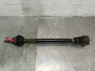 полуось передняя правая (приводной вал, ШРУС) Volkswagen Polo 3 поколение 1998, 1.4 л., бензин, 5МКПП, хетчбэк 5 дв.