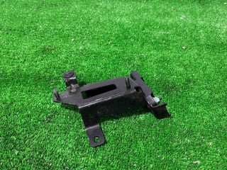 кронштейн (крепление) Alfa Romeo Stelvio 1 поколение 2018, 2.1 л., дизель, АКПП