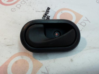 ручка внутренняя передняя левая Dacia Sandero 1 поколение 2008, 1.4 л., бензин, МКПП, хетчбэк 5 дв.