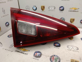 фонарь крышки багажника левый Alfa Romeo Giulia 2 поколение 2018, 2.0 л., задний привод, 00505523860
