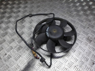вентилятор радиатора Audi A4 B5 1995, 2.6 л., бензин, МКПП, седан