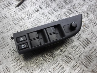 блок управления стеклоподъемниками Suzuki Swift 3 поколение 2007, 1.3 л., бензин, МКПП, хетчбэк 5 дв., 62J503169T