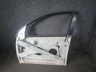 дверь передняя левая Volkswagen Golf 4 поколение 2005, 1.6 л., бензин, МКПП, хетчбэк 5 дв.