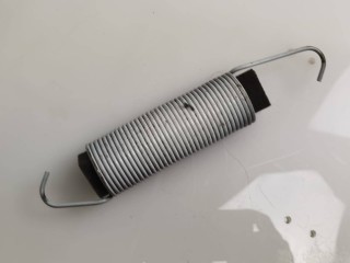 пружина крышки багажника Mercedes-Benz CLS-Класс C218 [рестайлинг] 2016, 3.0 л., OM 642.852, дизель, АКПП, белый 799, седан, задний привод, правый руль, A2187570029