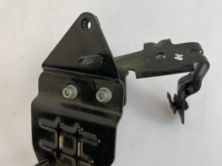 кронштейн (крепление) Maserati Levante 1 поколение 2017, 3.0 л., A630HP, дизель, АКПП, blue, внедорожник 5 дв., полный привод, правый руль