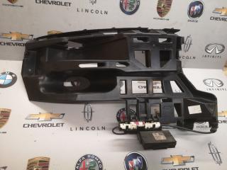 Крепление бампера переднего Porsche Macan 1 поколение 2017, 3.0 л., дизель, правый руль, 95B807483A