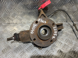 ступица передняя правая Peugeot 307 1 поколение 2001, 1.6 л., NFU (TU5JP4), бензин, 5МКПП, хетчбэк 5 дв.