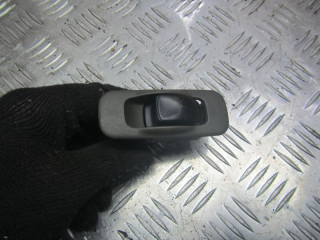 блок управления стеклоподъемниками Mitsubishi Space Star 1 поколение 2001, 1.8 л., бензин, МКПП, минивэн, MR796065