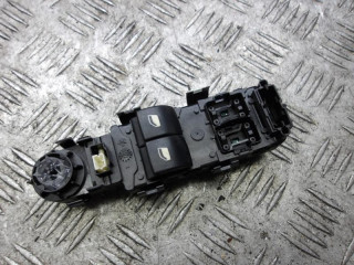 блок управления стеклоподъемниками Citroen C4 1 поколение 2007, 1.6 л., дизель, МКПП, хетчбэк 5 дв., 9651464277