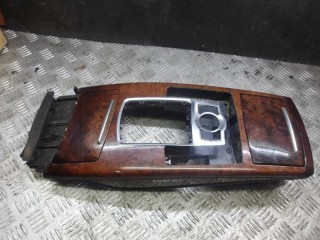 консоль салона Audi A6 4F/C6 2007, 3.0 л., дизель, АКПП, универсал, 4F1864261