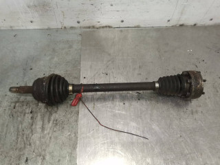 полуось передняя левая (приводной вал, ШРУС) Volkswagen Golf 3 поколение 1993, 1.6 л., бензин, 5МКПП, хетчбэк 5 дв.