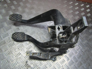 узел педальный (блок педалей) Audi A4 B7 2007, 2.0 л., бензин, МКПП, универсал, 8E1721117A