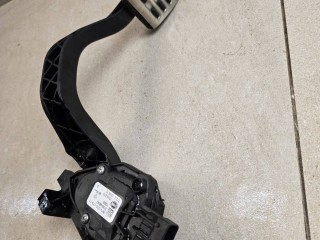 педаль Alfa Romeo 2019, 1.8 л., 940 A1.000, бензин, АКПП, черный, хетчбэк 5 дв., передний привод, 518346040