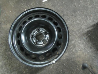 диск штампованный Audi A4 B7 2009, 7JX16H2, 8K0601027A