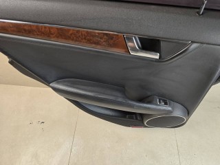 обшивка двери задняя левая Mercedes-Benz C AMG W204 2009, 6.3 л., бензин, АКПП, серый, седан, задний привод, A2042700189