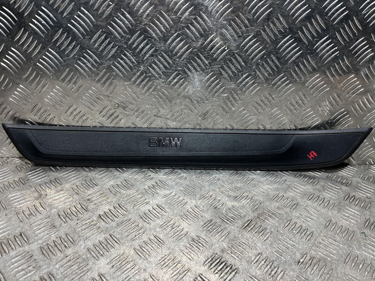 накладка на порог внутренняя BMW X1 E84 2011, 3.0 л., N52 B30 A, бензин, АКПП, внедорожник 5 дв., полный привод, 843-06, 8047745-02 - фото №1
