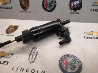 насос (моторчик) омывателя стекла Alfa Romeo Stelvio 1 поколение 2018, 2.2 л., дизель, АКПП, правый руль